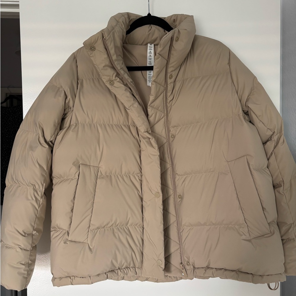 Lululemon Athletica Wunder Puff